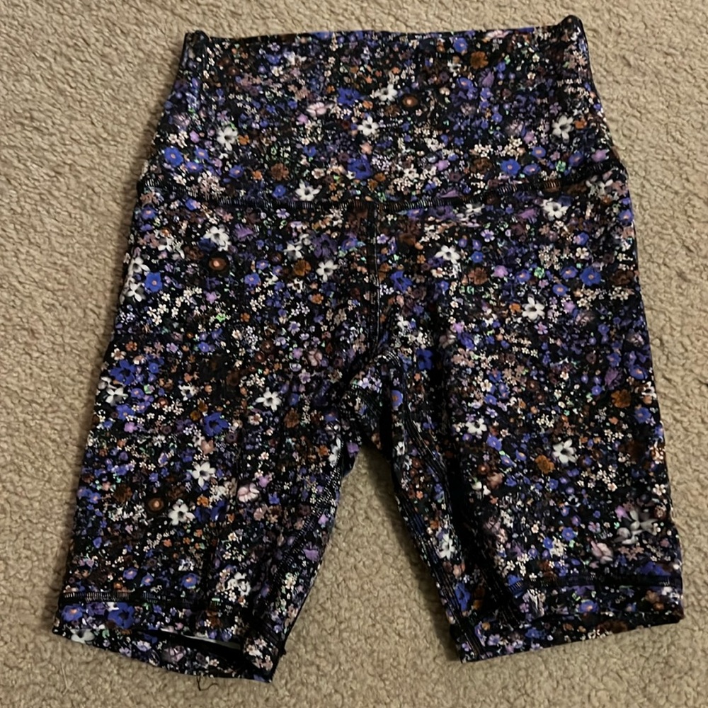 Lululemon align high rise short 8” like new